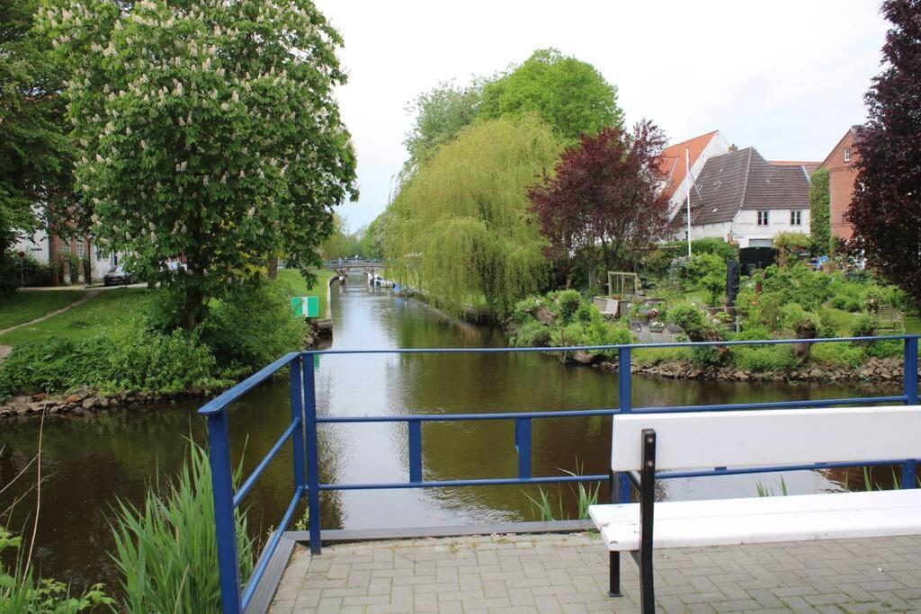 Hollaender Flair Friedrichstadt Eksteriør bilde